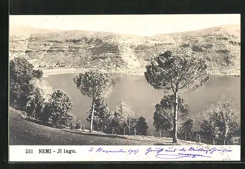 AK Nemi, Il lago