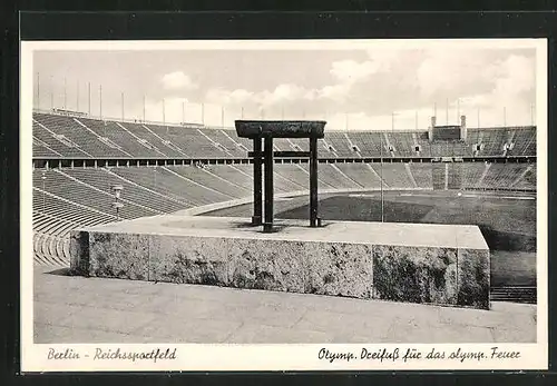 AK Berlin, Reichssportfeld, Olympischer Dreifuss für das olympische Feuer