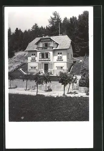 AK Gmunden, Einzelnes Haus am Waldrand