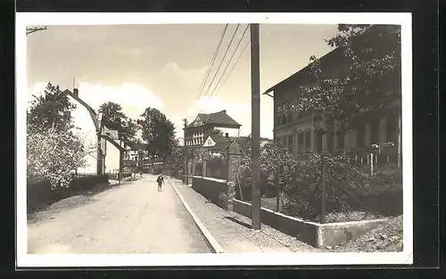 AK Zauchtel, Hauptstrasse mit Wohnhäusern