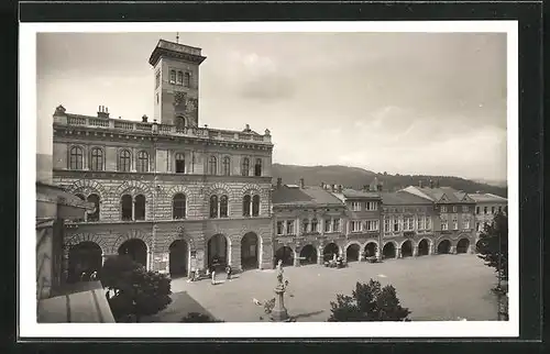 AK Frenstát p. Radh., Namesti, Radnice, Geschäfte am Marktplatz