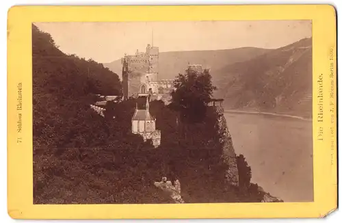 Fotografie J. F. Stiehm, Berlin, Ansicht Trechtingshausen, Blick auf das Schloss Rheinstein am Rhein