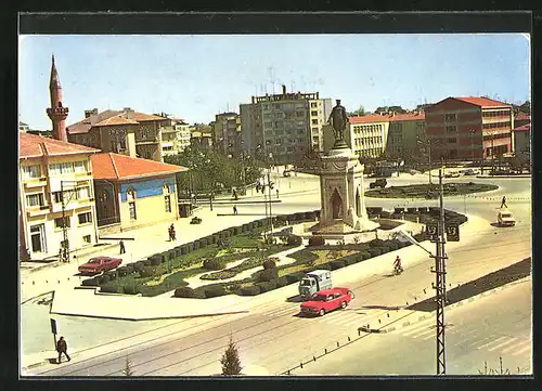 AK Konya, Atatürk Heykeli ve Sehrin Görünüsü