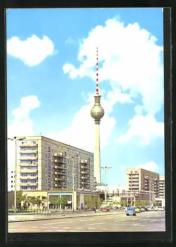 AK Berlin, Karl-Marx-Allee, im Hintergrund der Fernsehturm