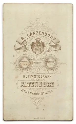 Fotografie R. Lanzendorf, Altenburg, Bernhardt-Str. 5, Portrait Knabe im Anzug mit Krawatte