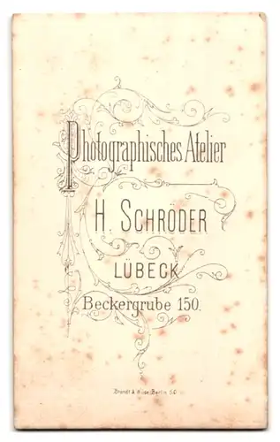 Fotografie H. Schröder, Lübeck, Beckergrube 1950, Portrait bürgerlicher Herr mit Brille und Vollbart