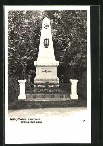 AK Wien, Beethovens Grab auf dem Zentralfriedhof