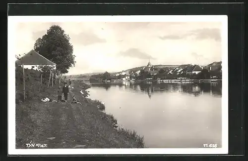 AK Týn nad Vltavou, Blick über den Fluss zum Ort