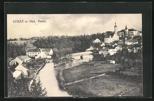 AK Stráz nad Nezárkou, Ortsansicht aus der Vogelschau