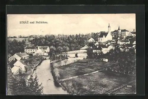 AK Stráz nad Nezárkou, Ortsansicht aus der Vogelschau