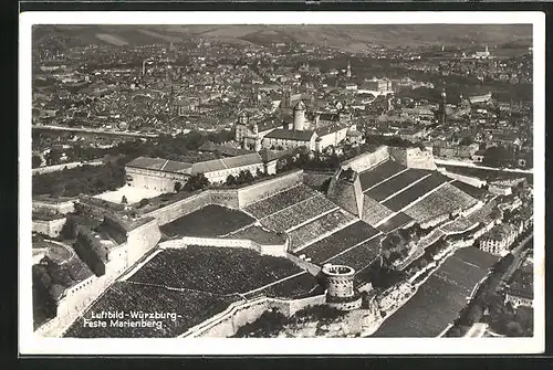 AK Würzburg, Fliegeraufnahme der Stadt mit der Feste Marienberg