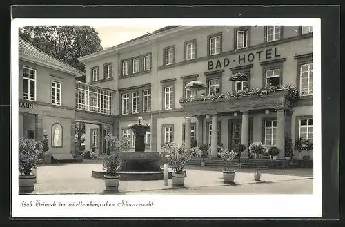 AK Bad Teinach im Schwarzwald, Innenhof des Bad Hotel
