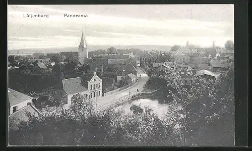 AK Lütjenburg, Stadtpanorama mit Blick zum Kirchturm