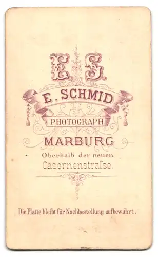 Fotografie E. Schmid, Marburg, Casernenstrasse, Portrait hübsche junge Frau mit Flechtfrisur