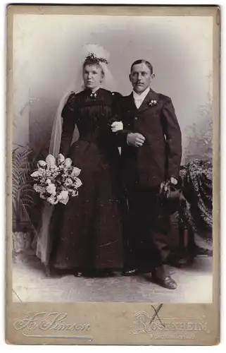 Fotografie H. Simson, Rosenheim, Münchnerstr. 6, Hochzeit, Hochzeitsbraut im schwarzen Brautkleid