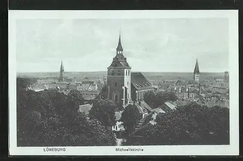 AK Lüneburg, Michaeliskirche im Stadtbild