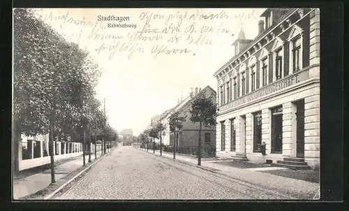 AK Stadthagen, Strassenpartie vom Bahnhofsweg, Dekorationsgeschäft v. H. Krug