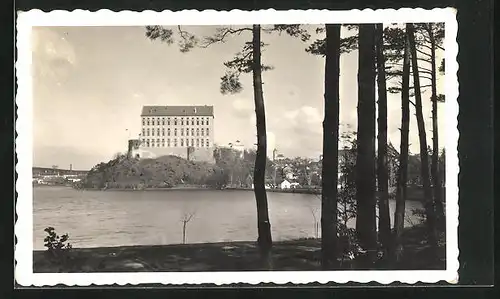 AK Plumlov, Zámek, Schloss am Wasser