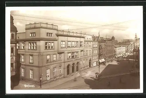 AK Troppau, Postamt und Strassenansicht