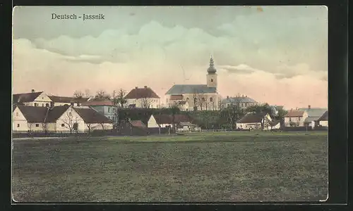 AK Deutsch-Jassnik, Teilansicht mit Kirche