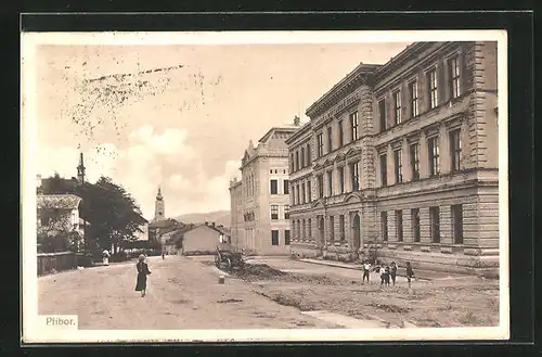 AK Pribor, Strassenpartie mit Passanten