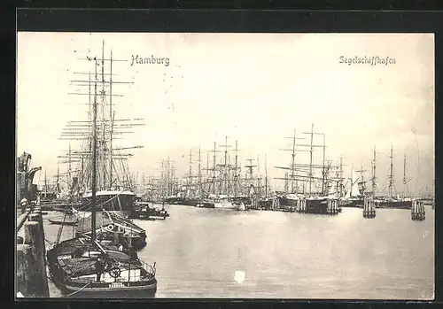 AK Hamburg, Ruhige See im Segelschiffhafen