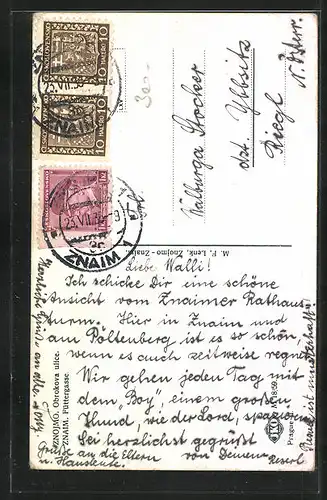 AK Znaim, Strasse Füttergasse mit Rathausturm