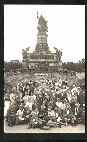 Foto-AK Niederwald-Nationaldenkmal, Gruppenfotografie