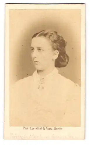 Fotografie Levinthal & Paetz, Berlin, Portrait Marie von Hohenzollern-Sigmaringen Prinzessin von Belgien