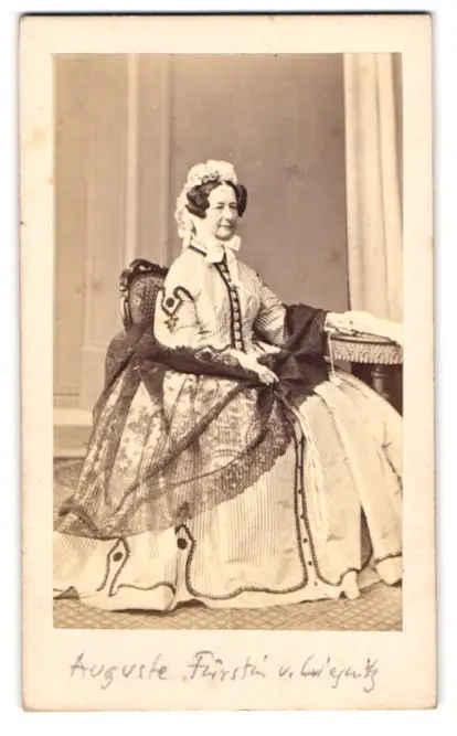 Fotografie Auguste von Harrach Fürstin von Liegnitz 0