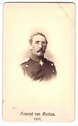 Fotografie Portrait General von Goeben in Uniform mit Orden