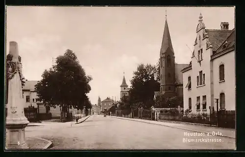 AK Neustadt a. Orla, Blick in die Bismarckstrasse