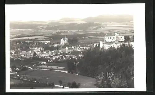 AK Lettowitz /Letovice, Ortsansicht aus der Vogelschau, Fliegeraufnahme