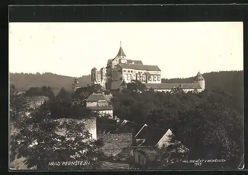 AK Nedvedice, Hrad Pernstýn