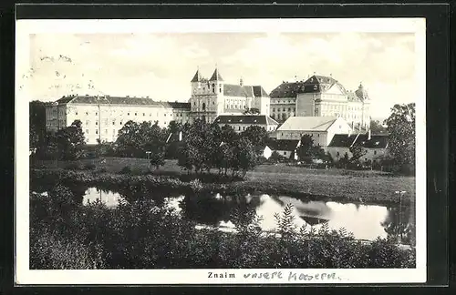 AK Znaim /Znojmo, Blick auf die Kaserne von der Thaya aus