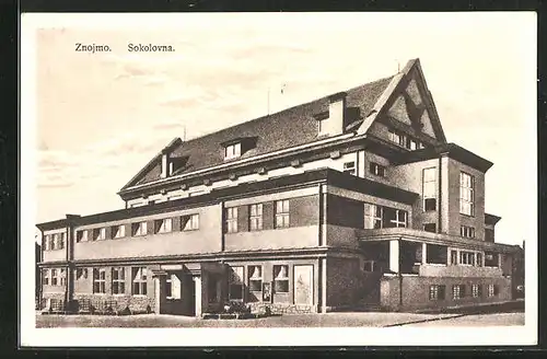 AK Znaim /Znojmo, Sokolovna, Gebäude der Turnvereinigung