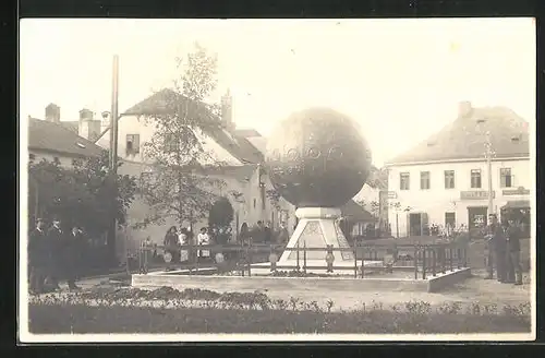 Foto-AK Leitomischl / Litomysl, Denkmal