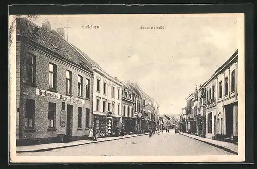 AK Geldern, Issumerstrasse mit Restaurant und Geschäften