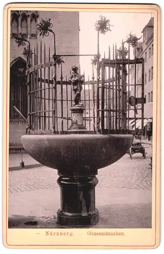 Fotografie Ernst Roepke, Wiesbaden, Ansicht Nürnberg, Gänsemännchen - Brunnen