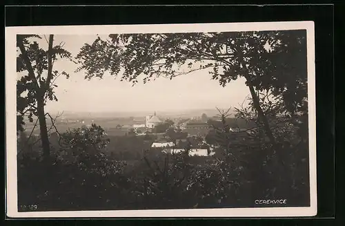 AK Cerekvice, Teilansicht mit Bäumen