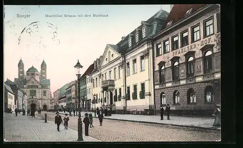AK Speyer, Maximilian Strasse mit dem Stadthaus, Hotel Pfaelzer-Hof