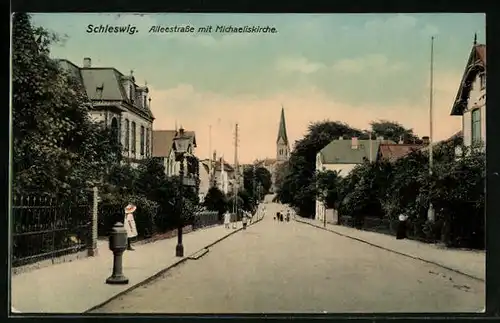 AK Schleswig, Alleestrasse mit Michealiskirche