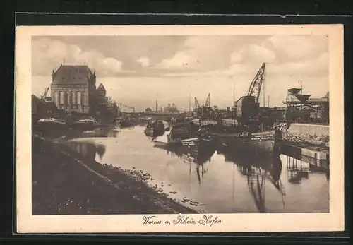 AK Worms am Rhein, Hafenblick vom Ufer aus, Dampfer