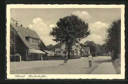 AK Sasel / Wandsbek, Fahrradfahrer in der Bahnhofstrasse