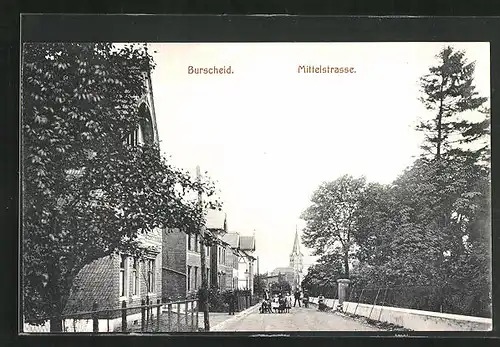 AK Burscheid /Rhld., Mittelstrasse gegen Kirche