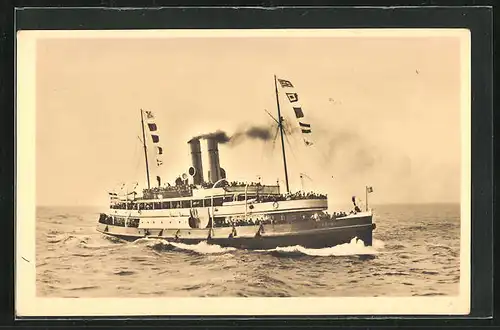 AK Passagierschiff Vorwärts in voller Fahrt