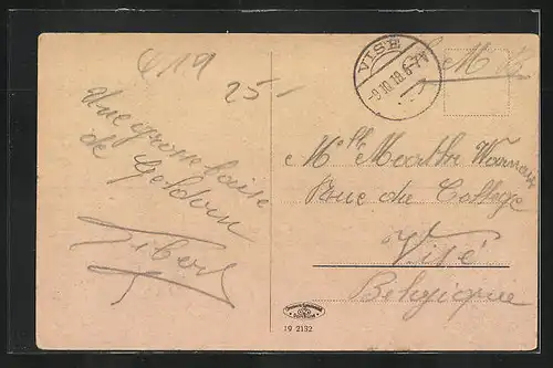 AK Geldern, Issumerstrasse mit Geschäft v. H. Burgholz