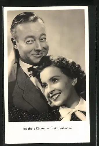 AK Schauspielerin Ingeborg Körner und Schauspieler Heinz Rühmann in Keine Angst vor grossen Tieren