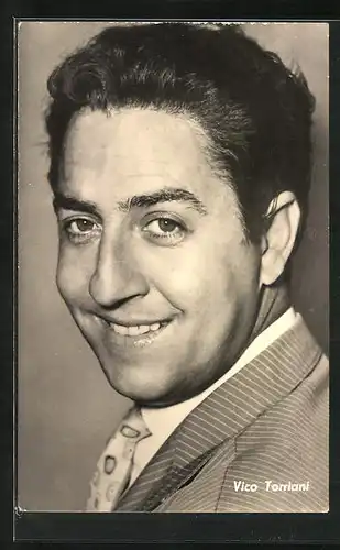 AK Schauspieler Vico Torriani in dem Film Gitarren der Liebe