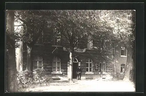 AK Geschäft Restauration mit Emailleschildern, Reklame